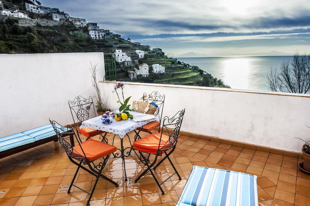 Tenuta Mamma Carmela Amalfi Bilik gambar